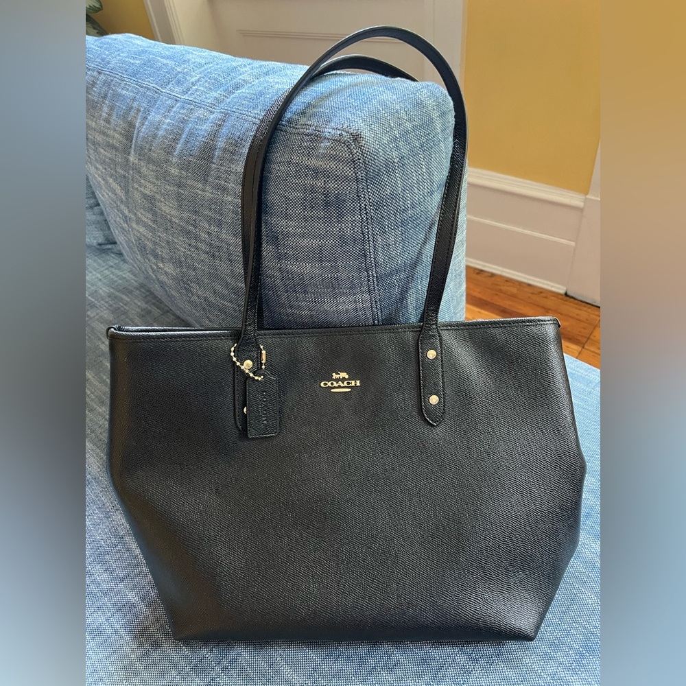 Sold elsewhere - Coach Black Leather City Tote $295 EUC